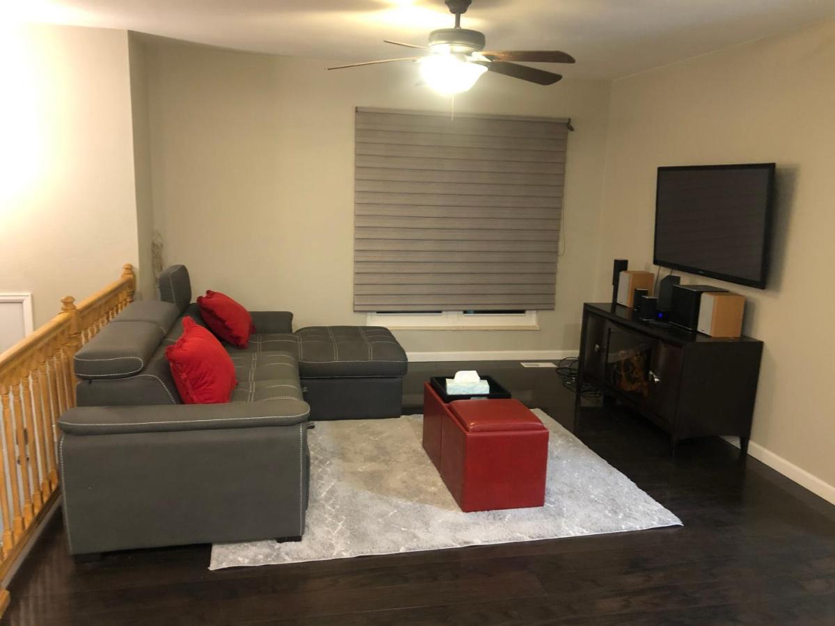Milehi Vacation Home Pet Friendly 오로라 외부 사진