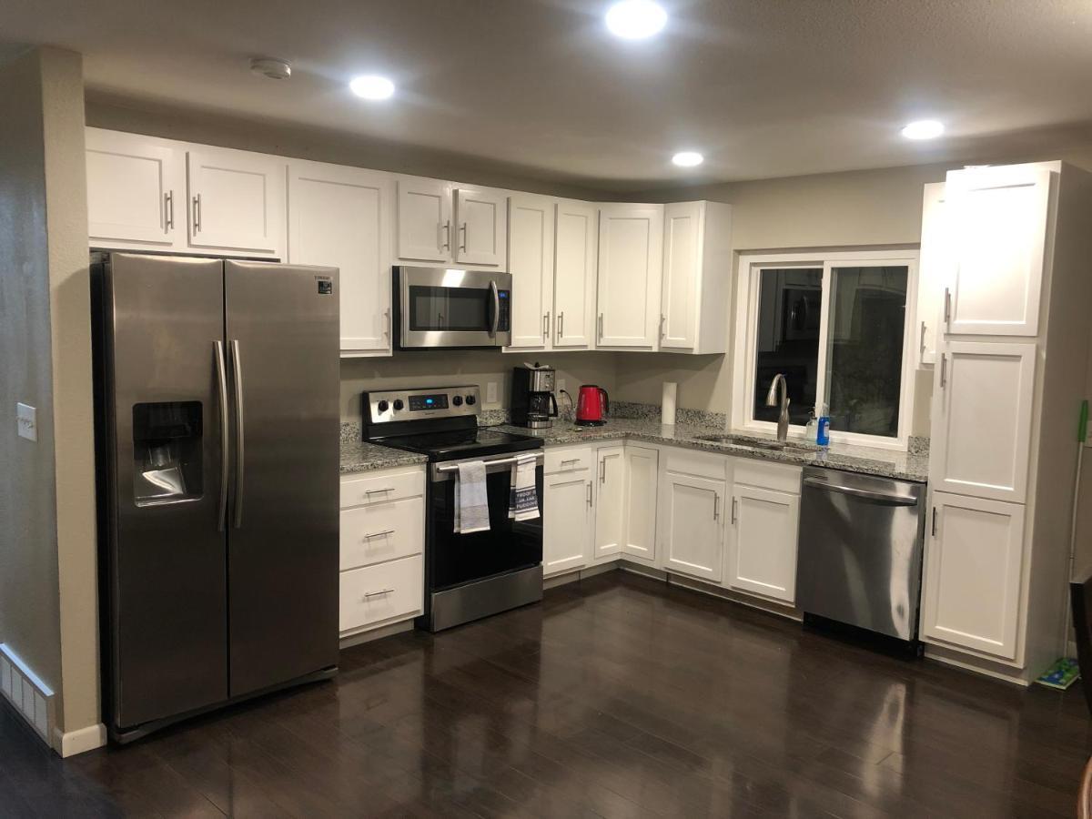 Milehi Vacation Home Pet Friendly 오로라 외부 사진
