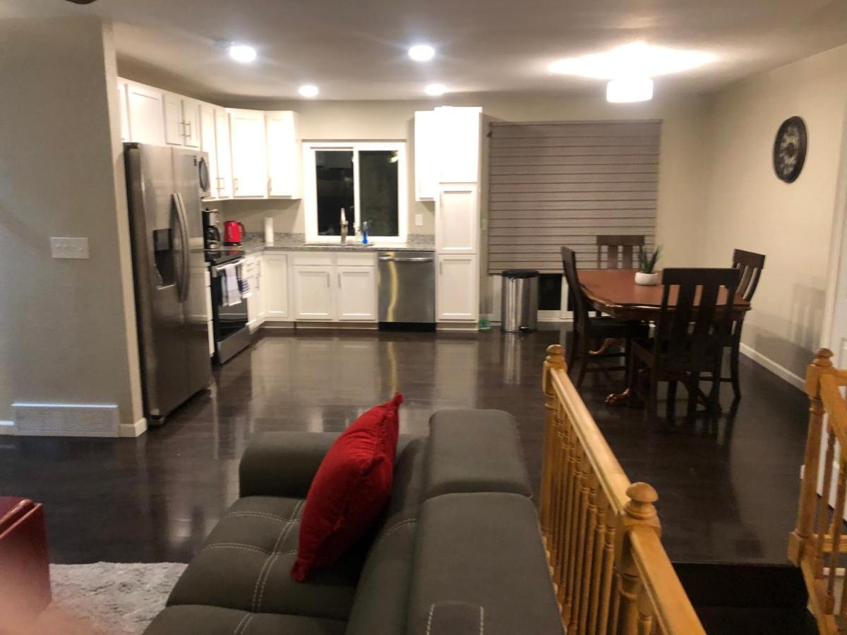 Milehi Vacation Home Pet Friendly 오로라 외부 사진