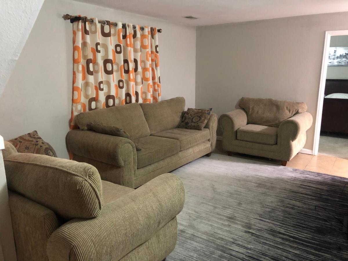 Milehi Vacation Home Pet Friendly 오로라 외부 사진
