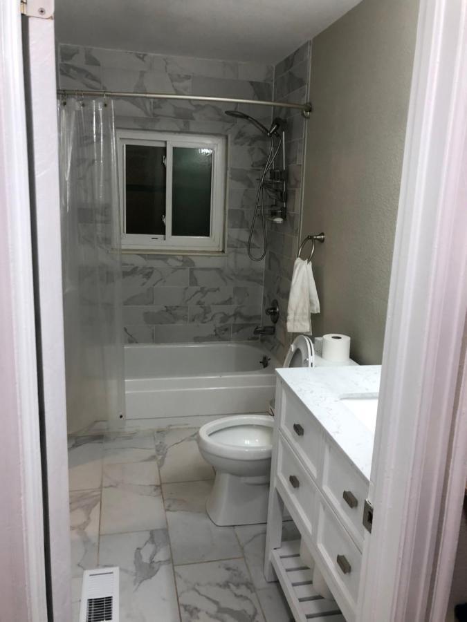 Milehi Vacation Home Pet Friendly 오로라 외부 사진